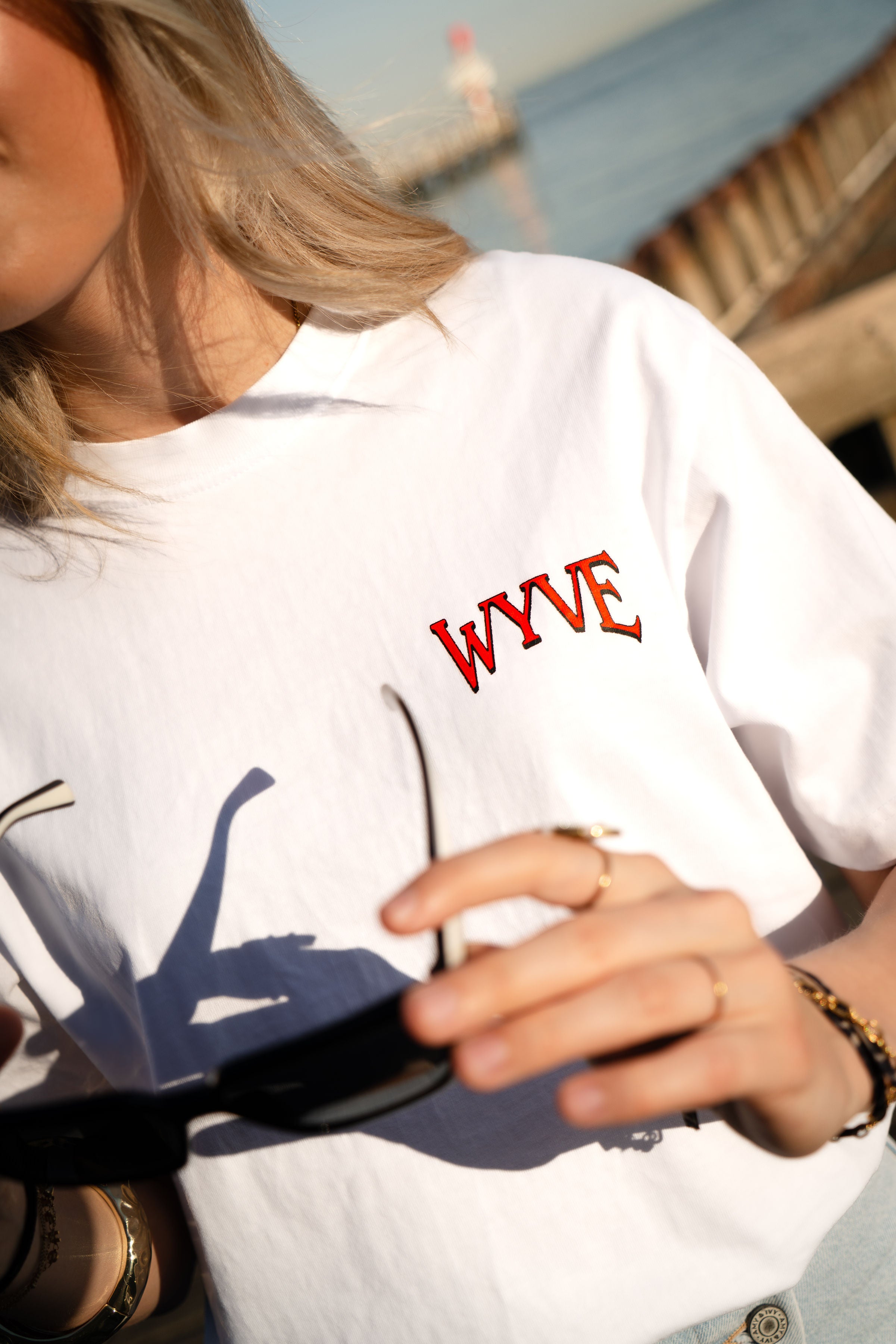 CHERRY TEE WHITE