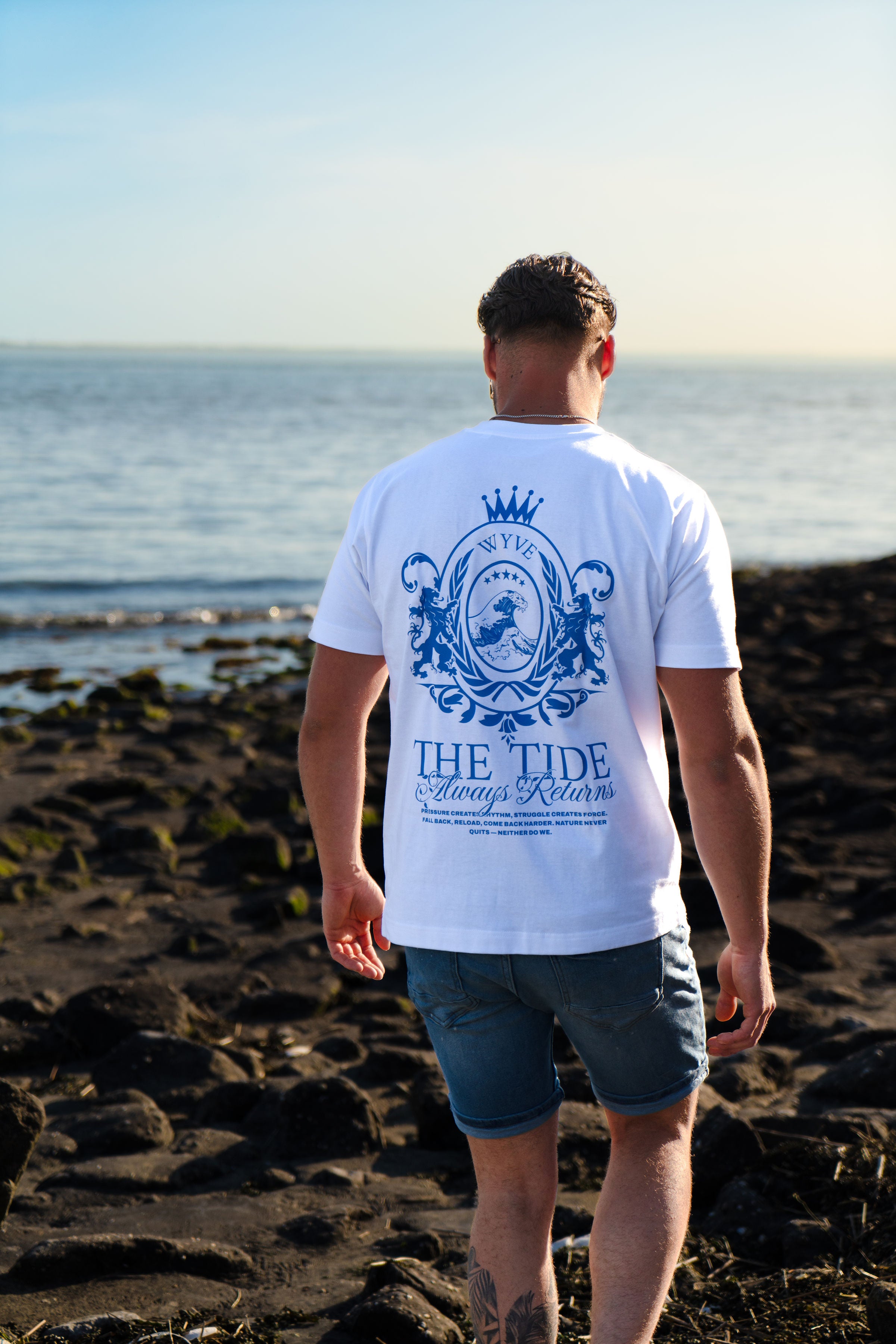 CLASSIC TEE WHITE & BLUE