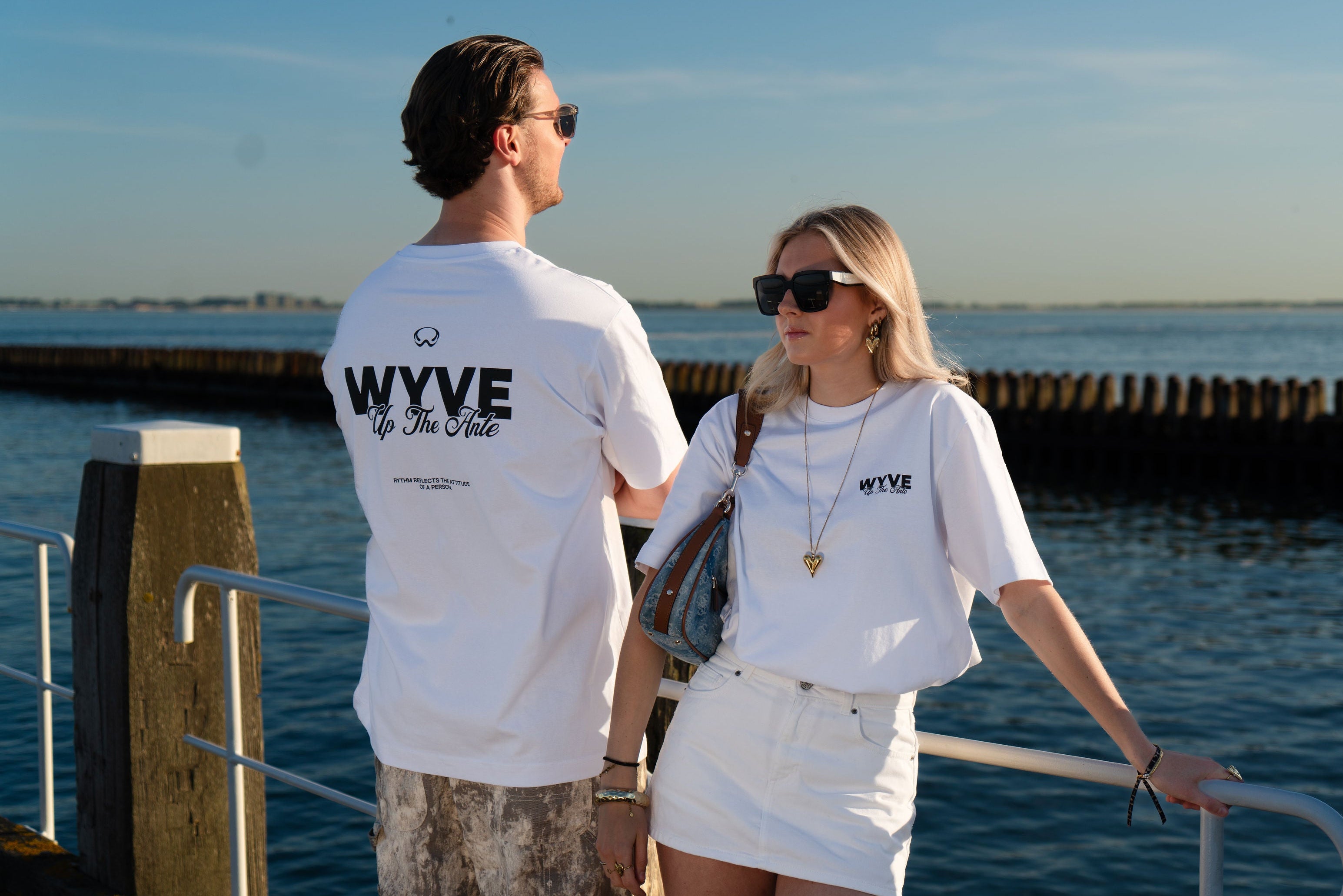 BASIC TEE WHITE